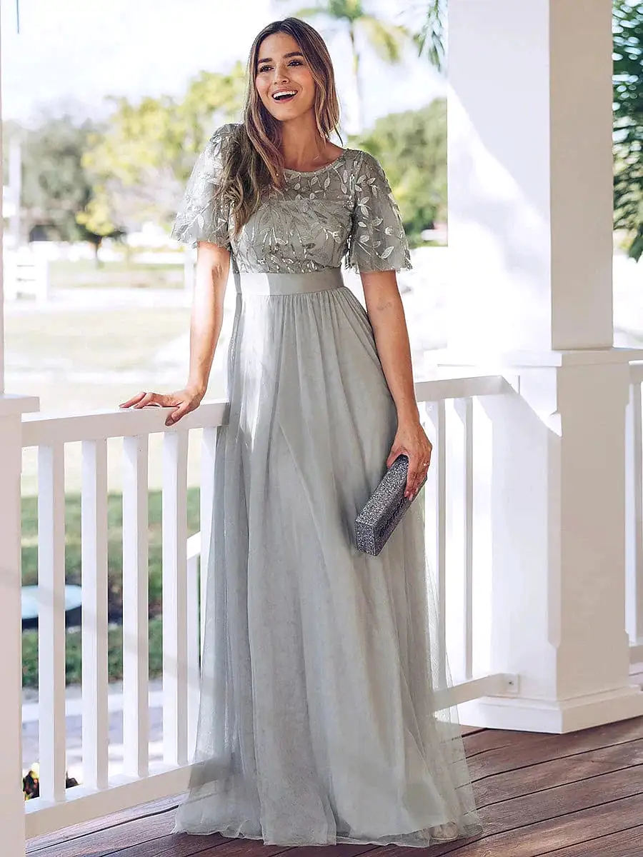 Elegant Maxi Dress with Short Sleeves in Various Colors