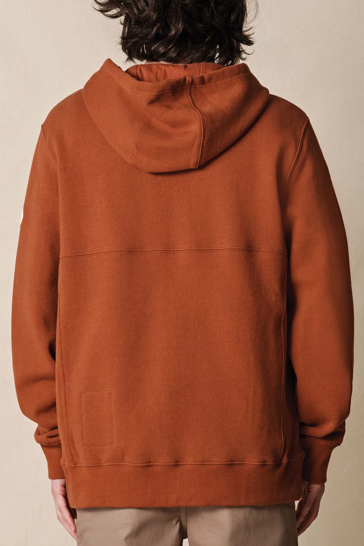 GLOBE HOODIE BURLY DARK WALNUT