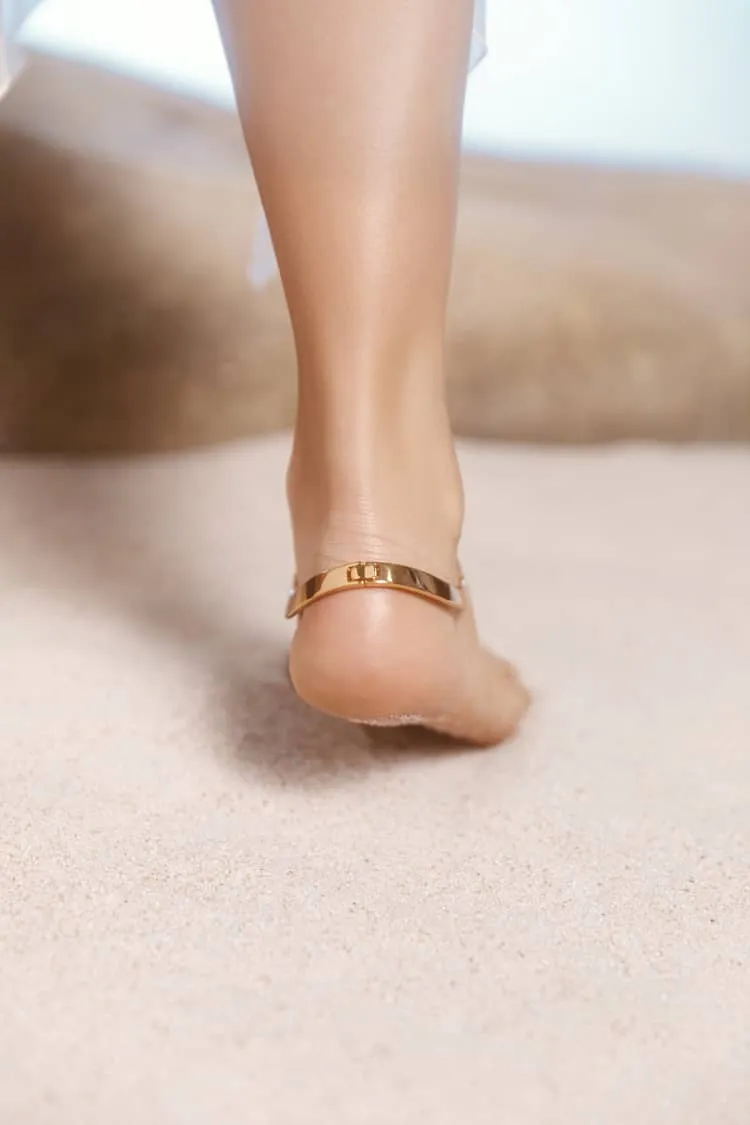 Gold ankle bracelet