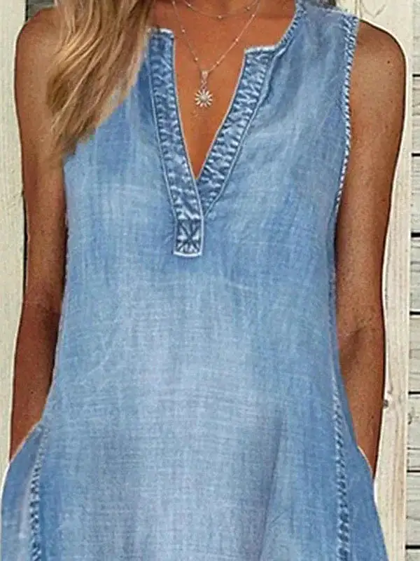 Sleeveless V-Neck Denim Maxi Dress for Women with Split Neck and Pockets