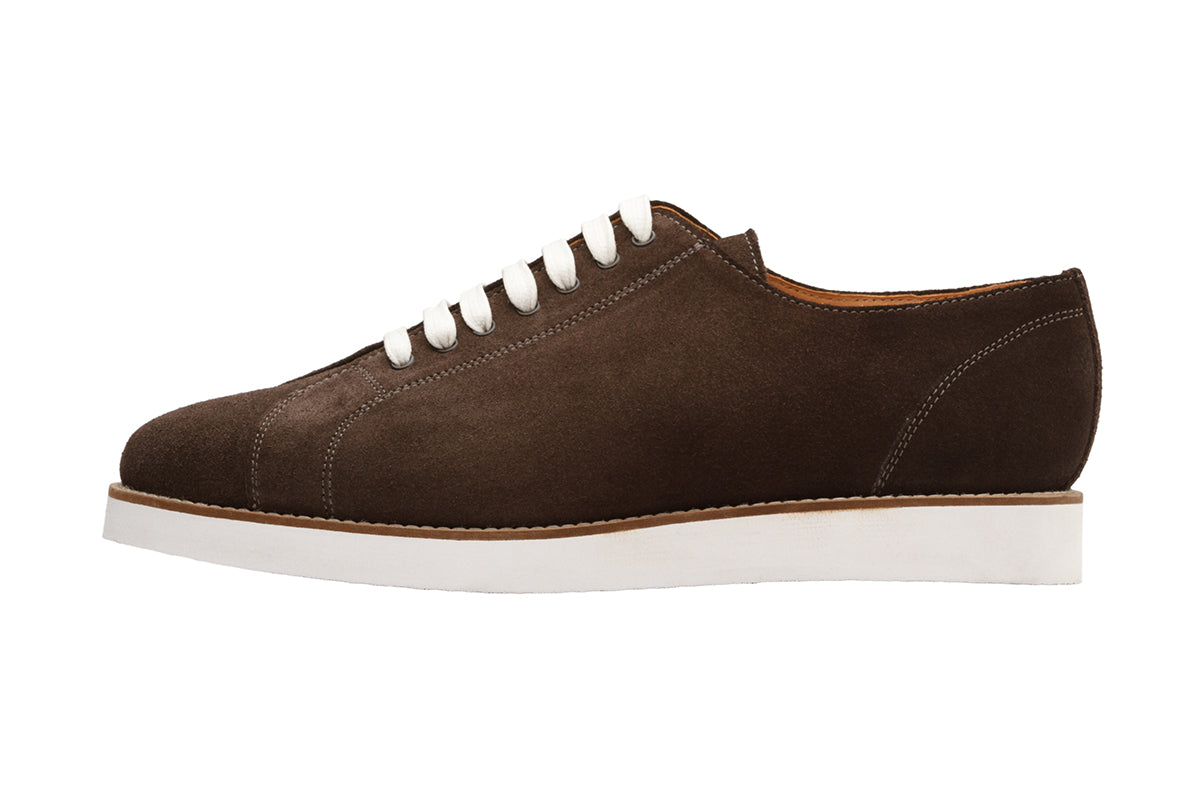 Suede Sneaker – DKGS