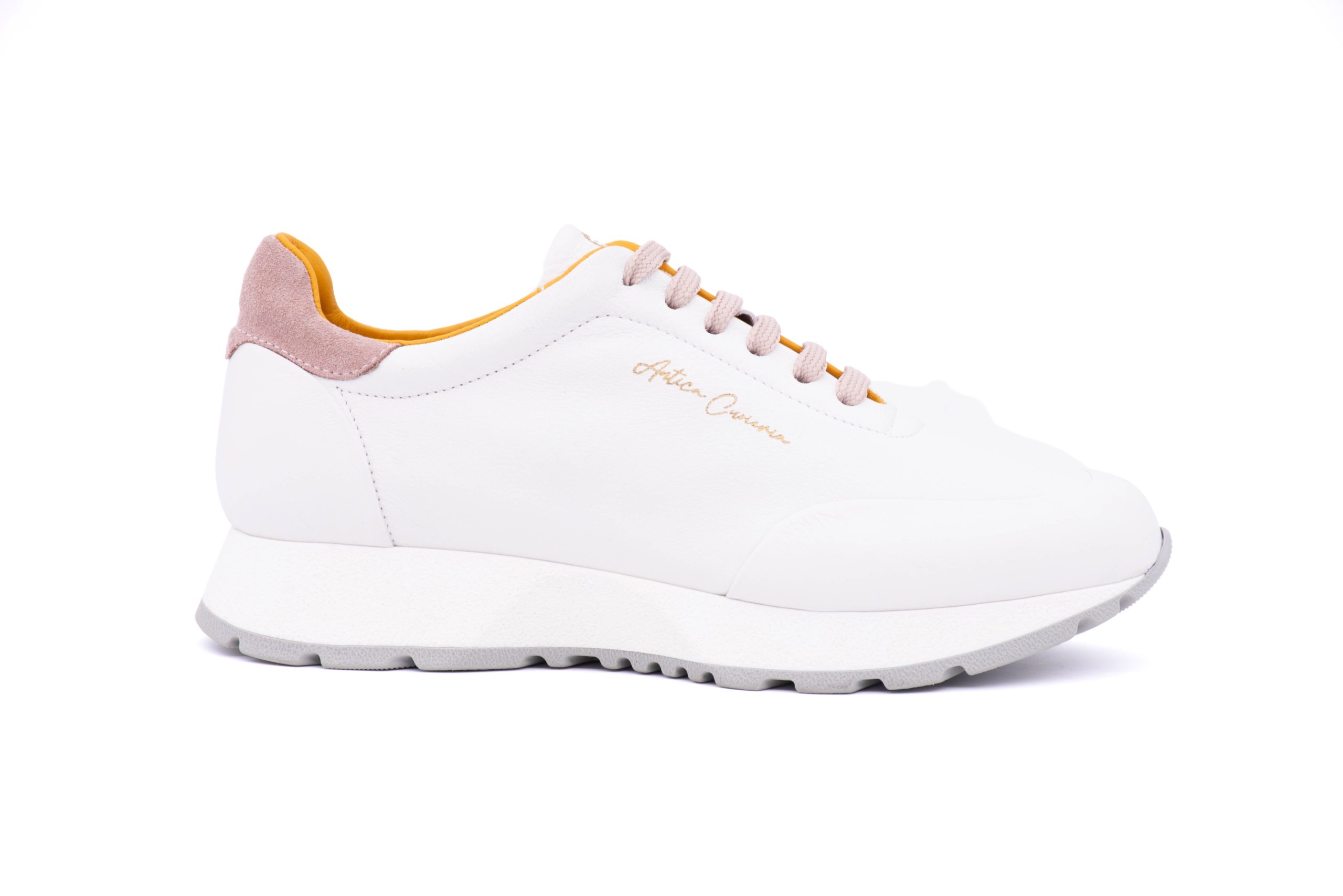 White leather sneaker